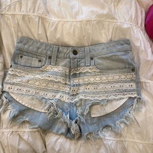 carmar lace shorts